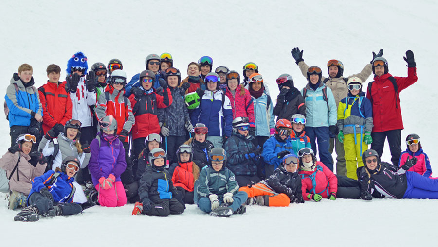 Ski-Group.jpg